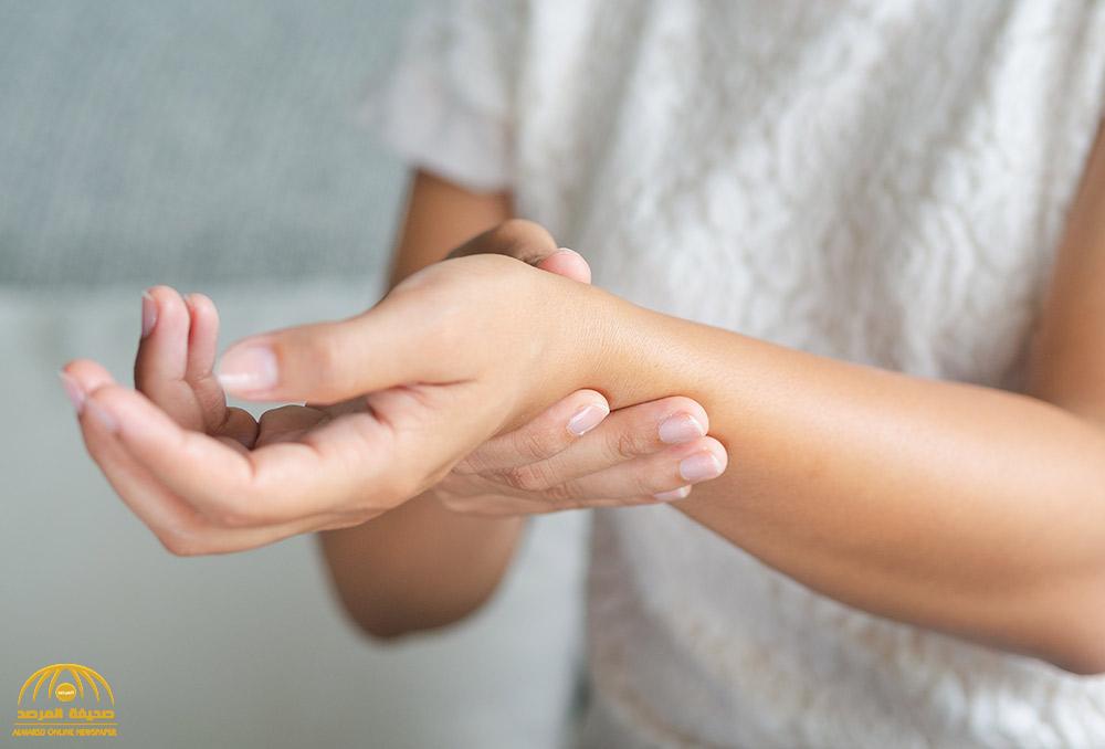 برودة اليدين علامة للإصابة بمرض خطير
