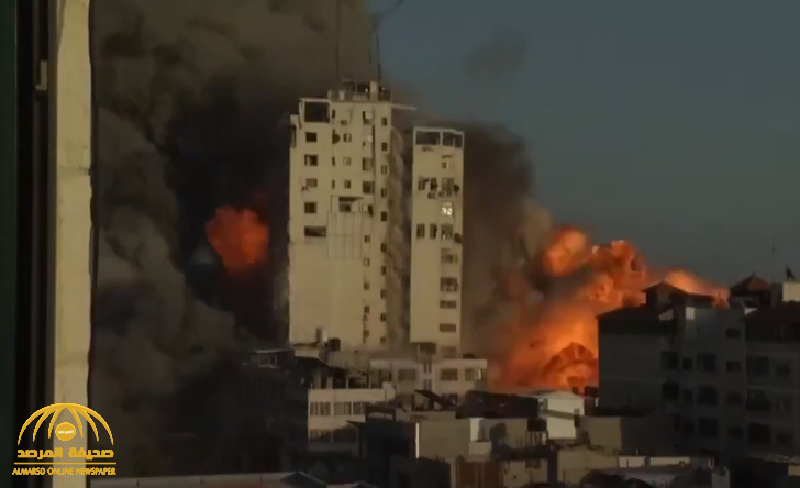 بـ3 صواريخ.. شاهد: مقاتلات إسرائيلية تنسف أشهر وأعلى برج في غزة وتسوّيه بالأرض