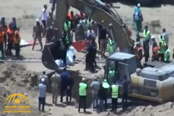شاهد.. لحظة استخراج جثث عناصر حماس المختبئة داخل الأنفاق بعد قصفها بالطيران الإسرائيلي  في غزة