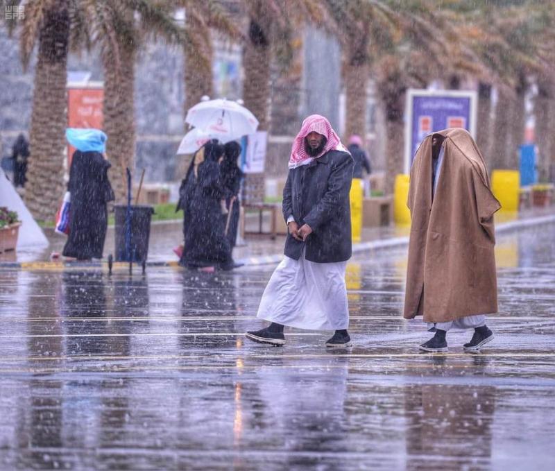 الحصيني: أمطار متفاوتة ورياح قوية على هذه المناطق