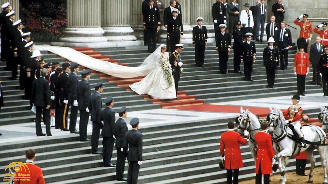 لأول مرة منذ 25 عاماً.. شاهد: فستان الأميرة "ديانا" أشهر ثوب زفاف في العالم
