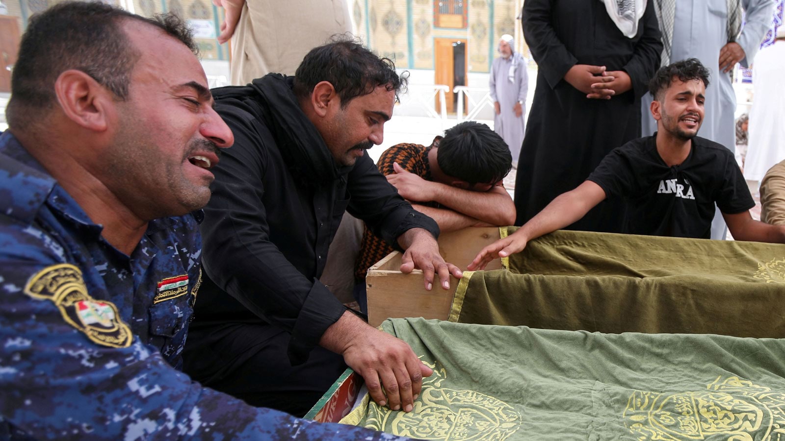 العراق.. إعلان الحصيلة الرسمية لضحايا حريق بمستشفى في ذي قار‎‎