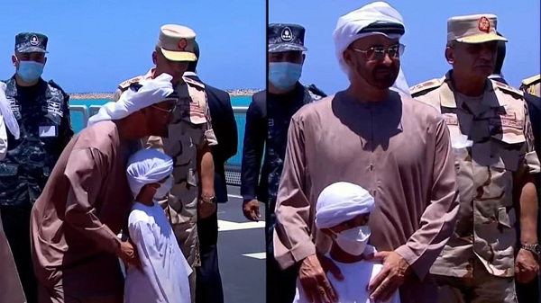 شاهد.. موقف طريف لـ "محمد بن زايد" مع حفيده خلال افتتاح القاعدة العسكرية بمصر