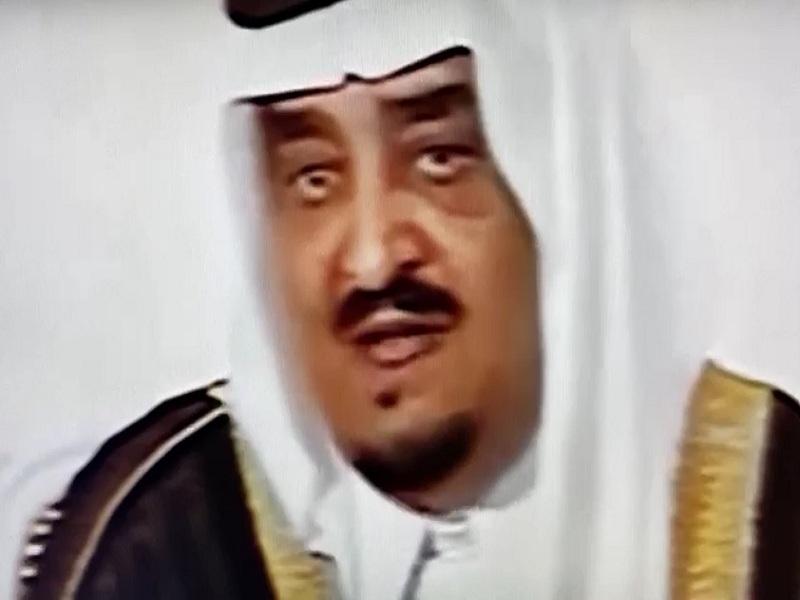 "ما شفناه سرق شيء".. شاهد: فيديو نادر لـ"الملك فهد" يعلق على  هدف "ماجد عبدالله" في مرمى كوريا