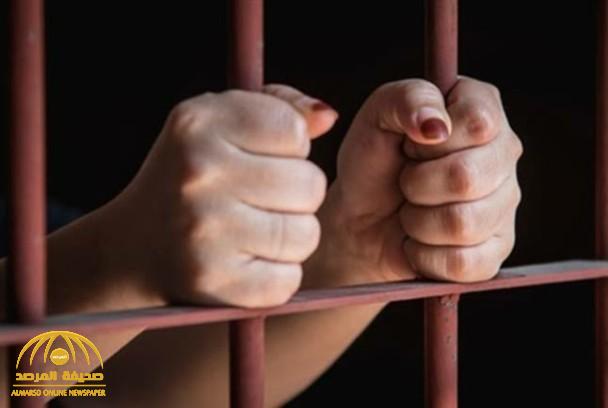 مصر.. سجن 3 سيدات لارتكابهن جريمة بشعة لا يصدقها عقل بحق شاب