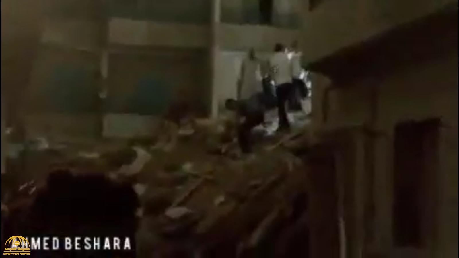 شاهد.. انهيار عقار مكون من 5 طوابق في مصر.. والكشف عن عدد القتلى