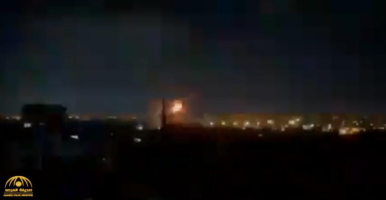 شاهد.. فيديو جديد يرصد لحظة الانفجار الضخم في محيط "مطار كابل" وتصاعد ألسنة النار في السماء