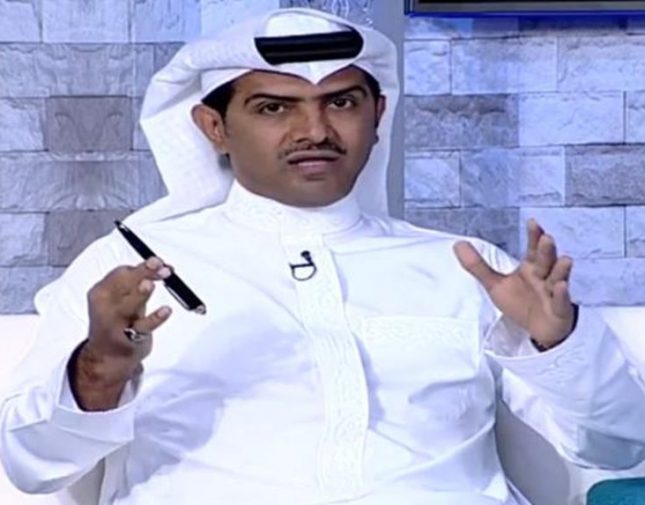 الهريفي يعتذر بسبب لقطة في مباراة الهلال والتعاون.. ومُشجع: خايف يرفعون عليك قضية !