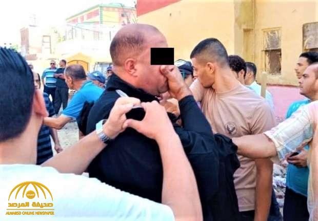 بعدما تم القبض عليه .. مصر: محام المتهم  يكشف سبب ارتداء موكله الزي النسائي ومحاولة إخفاء هويته