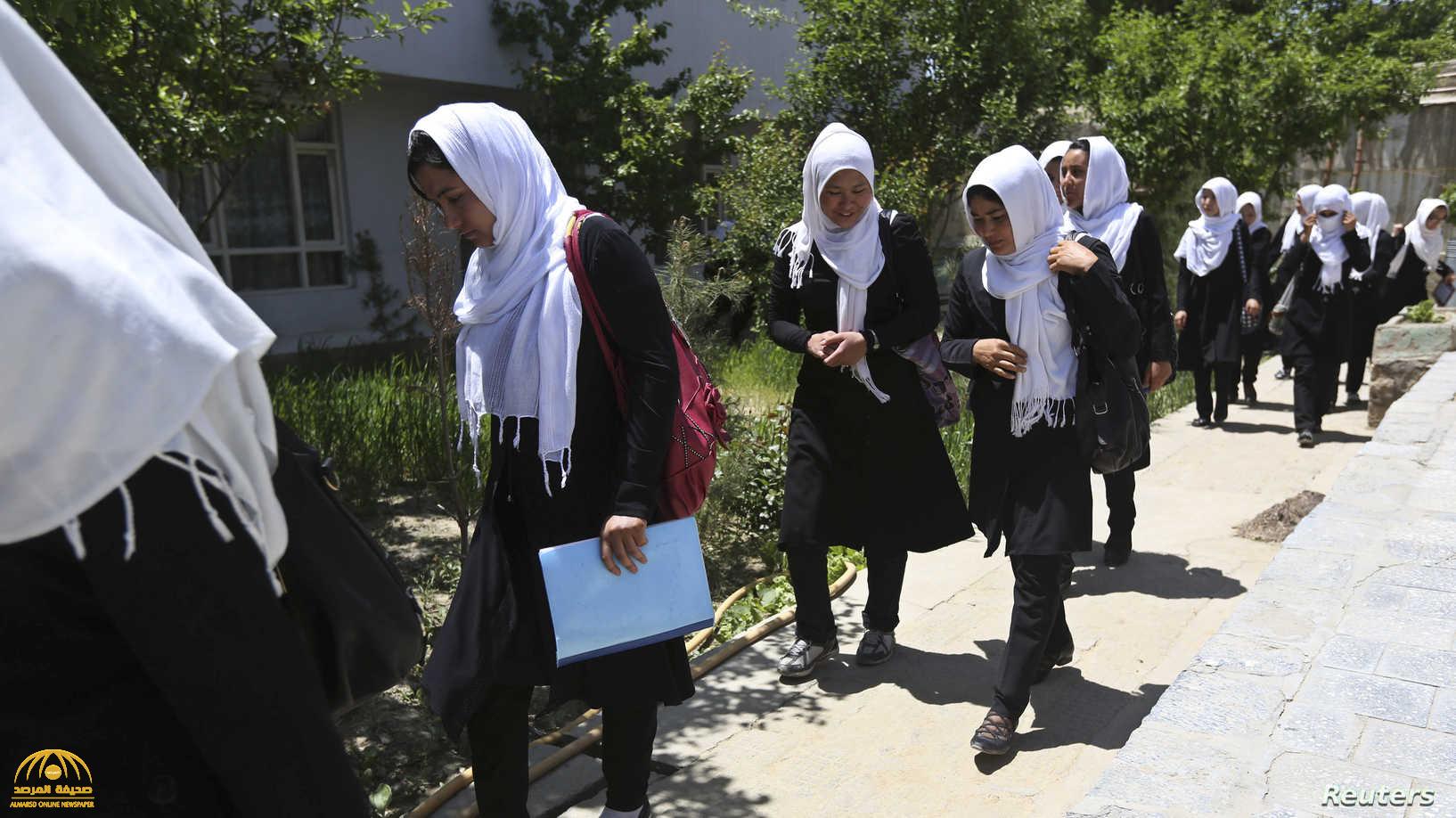 بعد عودة طالبان المتطرفة دينيا للحكم .. توقعات بمستقبل "بائس" ينتطر النساء في أفغانستان