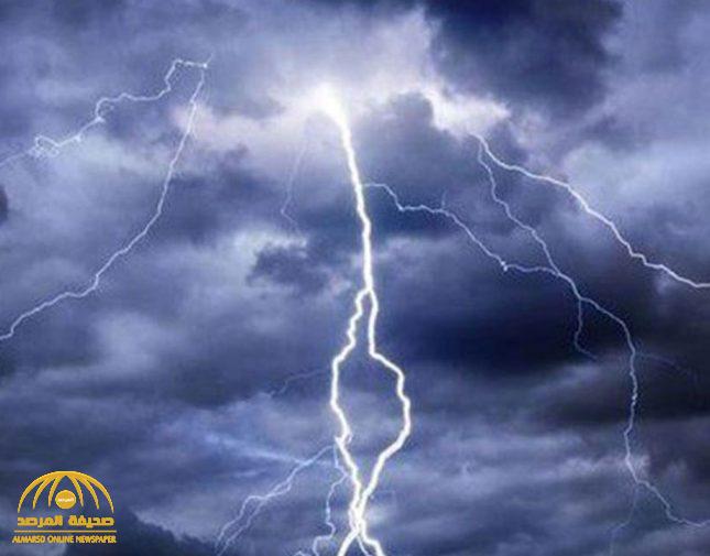 “الأرصاد” تكشف توقعات حالة الطقس اليوم: أمطار ورياح نشطة وسيول على هذه المناطق