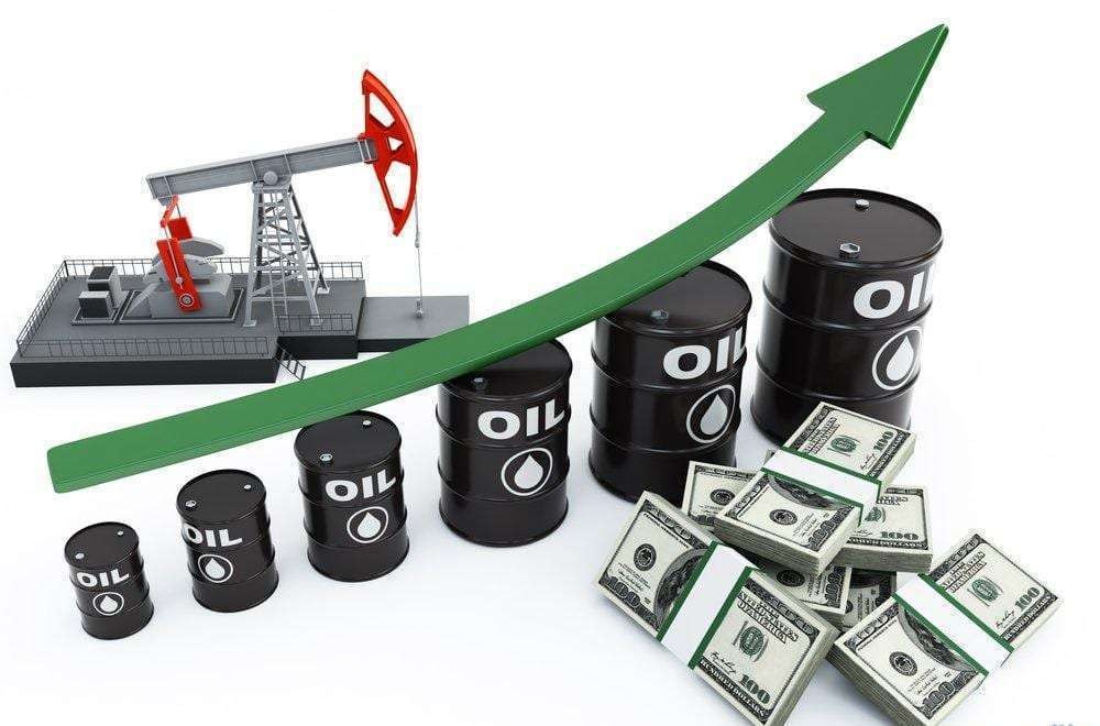 لأول مرة منذ 3سنوات .. ارتفاع سعر برميل النفط إلى مستوى قياسي جديد