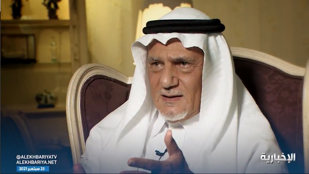 بالفيديو: تركي الفيصل يكشف ردة فعل الملك المؤسس على طلب بريطانيا تسليم الزعيم العراقي "الكيلاني"