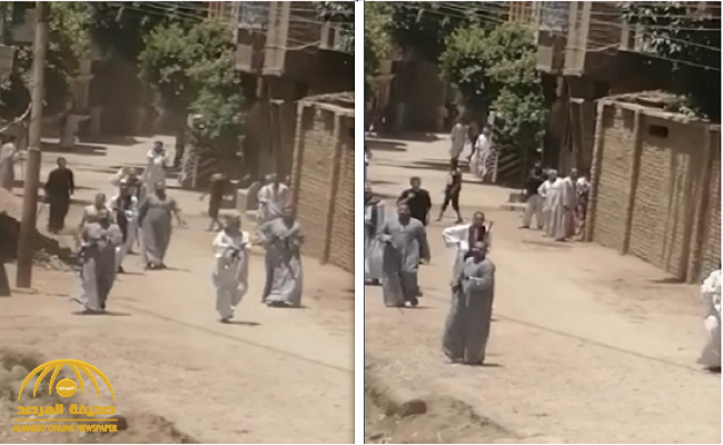 مصر .. شاهد: مشاجرة بالأسلحة الرشاشة بين عائلتين بـ"سوهاج " وإصابة 4 أشخاص بينهم طفلة