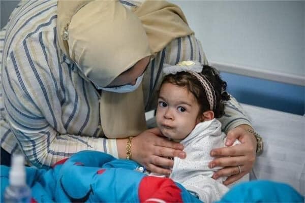 وفاة طفلة مصرية بسبب مرض نادر بعد حصولها على حقنة بـ 35 مليون جنيه