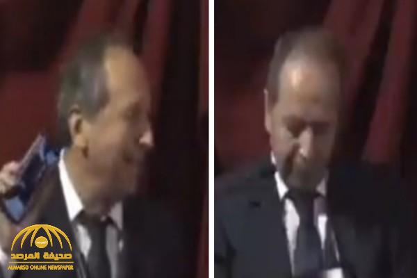 نائب لبناني يفتتح كلمته في جلسة "الثقة" بأغنية ملحم بركات .. شاهد: ردة فعل رئيس البرلمان