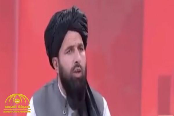 بالفيديو..مسؤول في طالبان: منع ارتداء الفتيات للكعب العالي لتجنب إغراء الشباب بالطرقات!