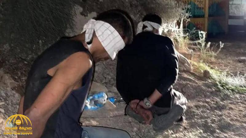 إسرائيل تعتقل اثنين أخرين من الأسرى الهاربين.. وتنشر صورة لحظة اعتقالهما واسميهما
