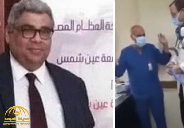 محكمة مصرية تصدر حكمها ضد الطبيب الذي طلب من الممرض السجود لكلبه