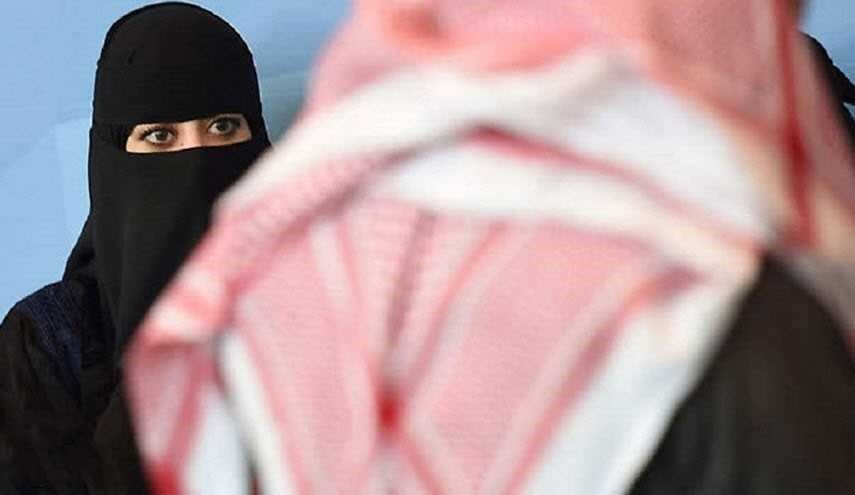 محام يكشف قصة غريبة لطلب امرأة بخلع زوجها في مكة بسبب خلاف على الإعلانات في مواقع التواصل!