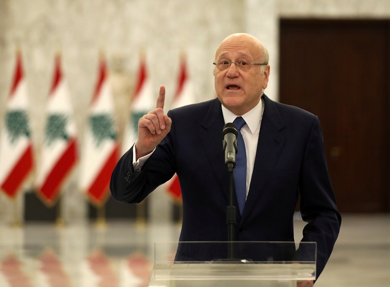 رئيس وزراء لبنان يطلب من "قرداحي" هذا الأمر بشكل عاجل !