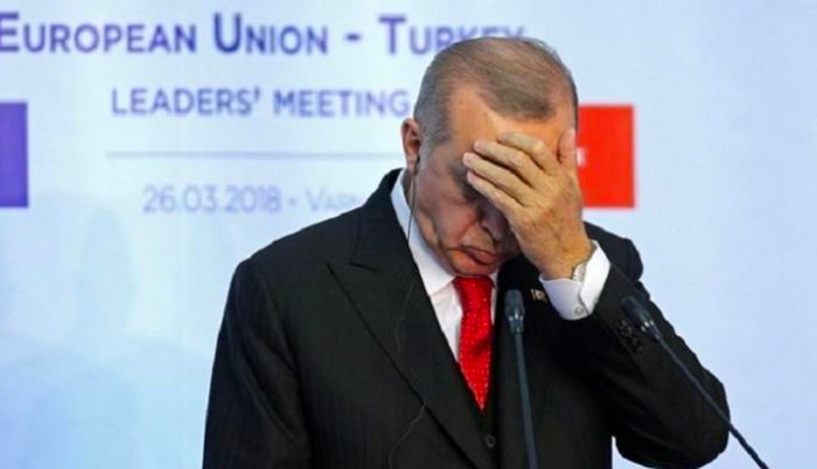 كرسي أردوغان يهتز: الأتراك يتظاهرون بسبب تدهور قيمة العملة