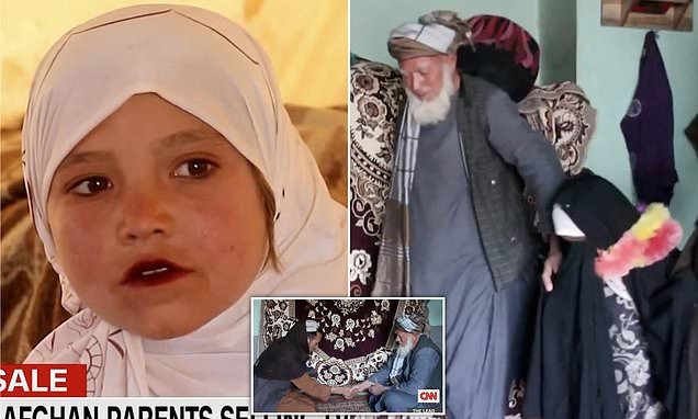 شاهد: أفغاني يبيع "طفلته" البالغة 9 سنوات كعروس لمسن عمره 70 عامًا.. وسعر الشراء صادم!