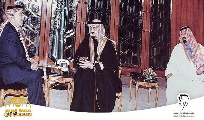 صورة تاريخية تجمع الملك فهد والملك عبدالله بالعاهل الأردني السابق .. والكشف عن مكان التقاطها