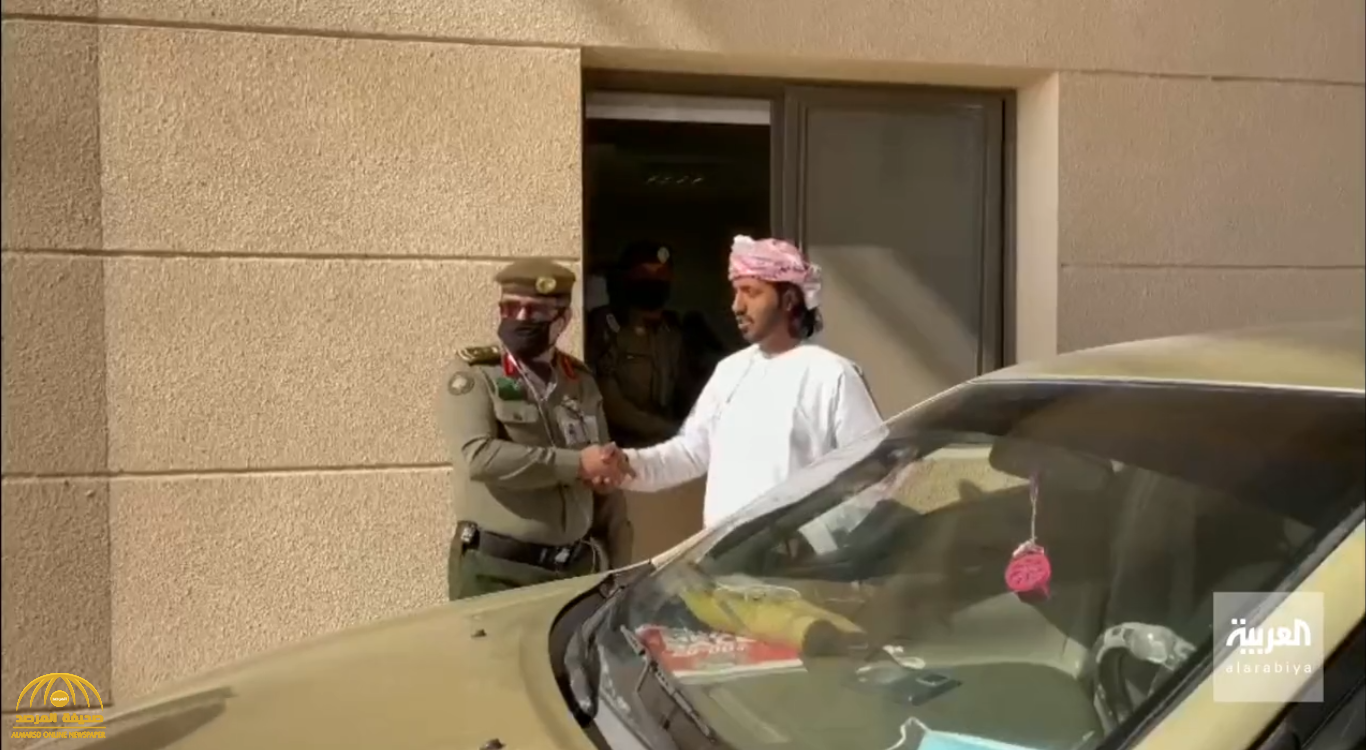 شاهد.. ردة فعل مواطن عماني بمناسبة افتتاح الطريق الرابط بين بلاده والسعودية