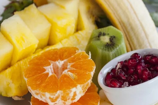 دراسة أمريكية تكشف عن الفاكهة الوحيدة القادرة على محاربة الأورام الخبيثة