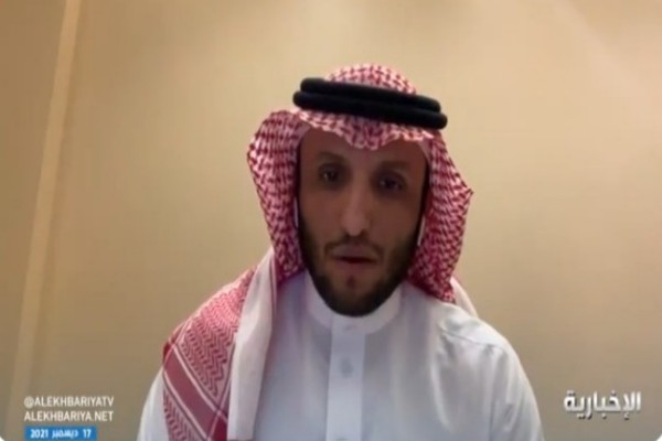 استشاري سعودي يكشف عن نوع شهير من السجائر يُسبب الضعف الجنسي -فيديو