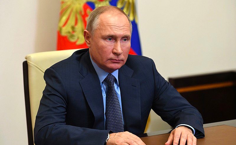 أول رد روسي على تهديدات "بايدن " بفرض عقوبات على "بوتين" شخصيا في حال أقدم على غزو أوكرانيا