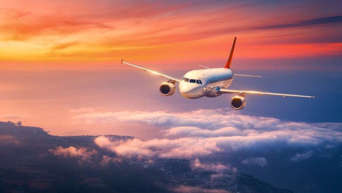 من بينهم 3 خطوط خليجية .. تعرف على أكثر 20 شركة طيران أمانا في العالم لعام 2022