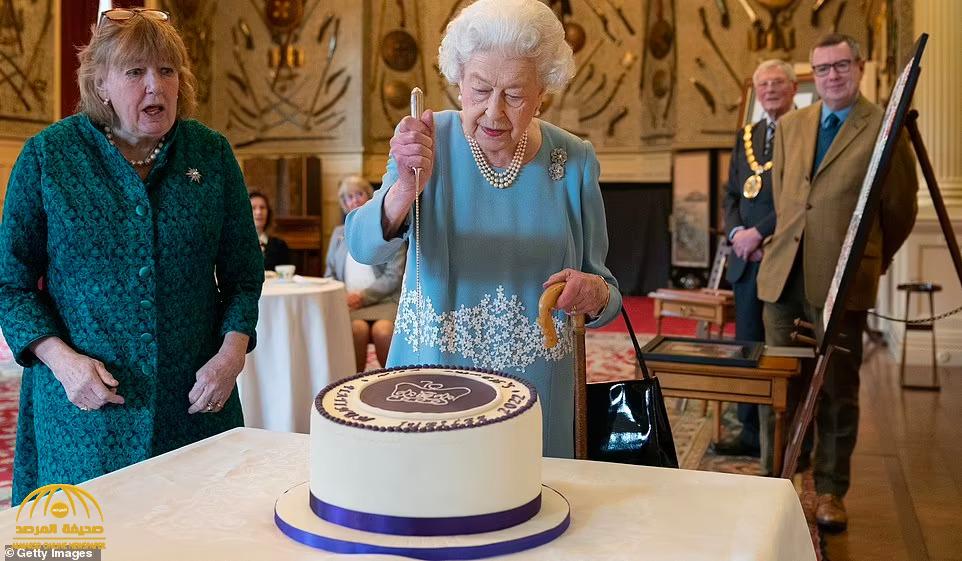 شاهد: لحظة احتفال الملكة إليزابيث بالذكرى الـ 70 لتوليها العرش